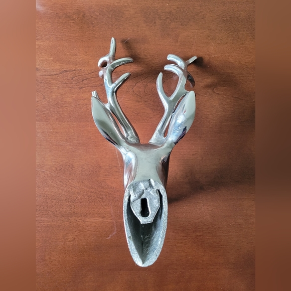 Metal Wall Mounted Stag Silver Head - Picture 3 of 5